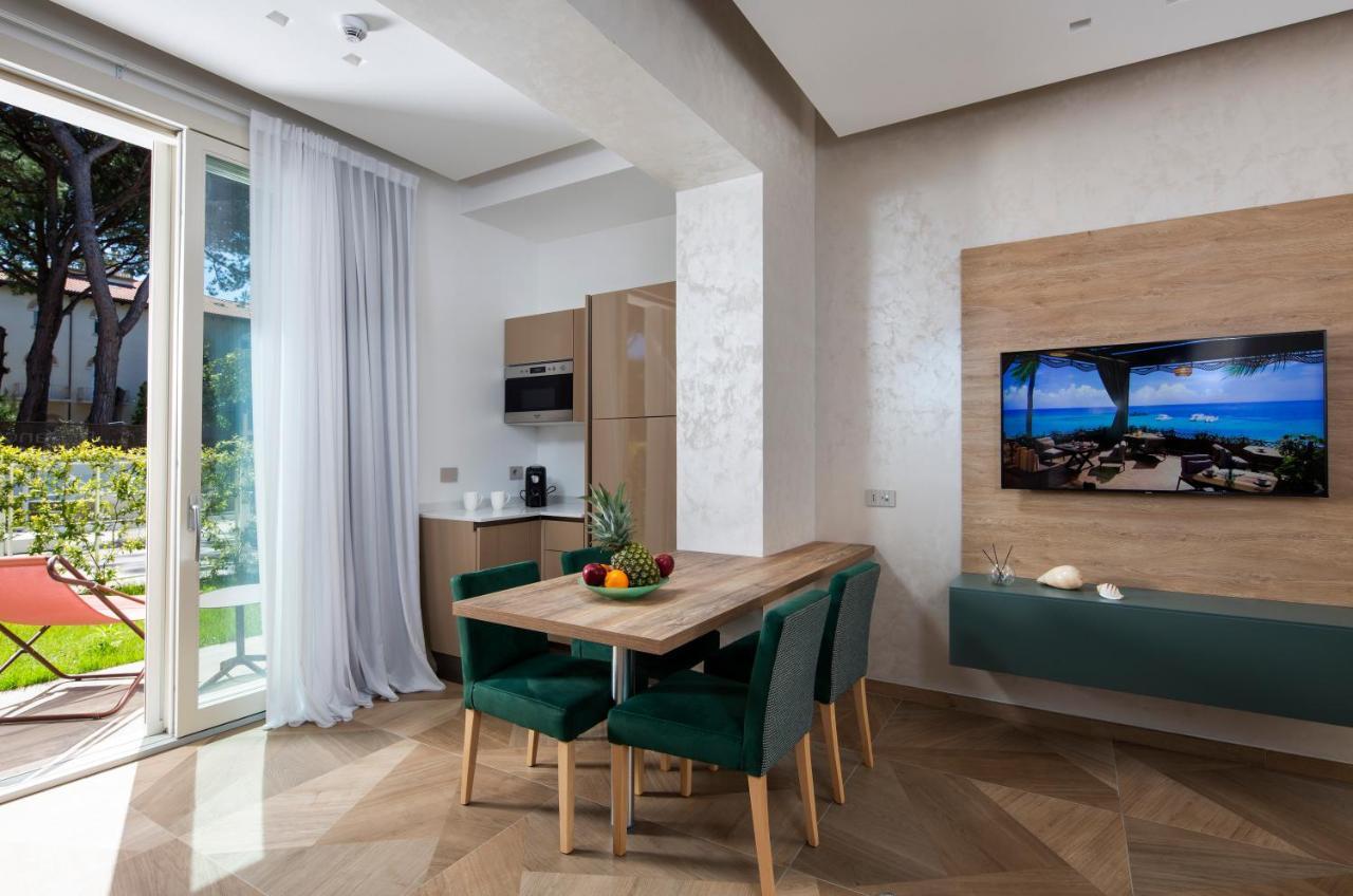 אפרטהוטל Elegance ריצ'יונה מראה חיצוני תמונה